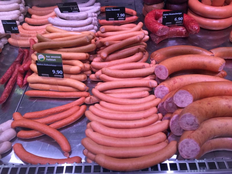 boucherie-FAYENCE-min_sausages_meat_butchery-1069321