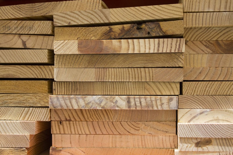 boucherie-FAYENCE-min_wood_pile_texture_timber_wooden_stack_brown_lumber-704447